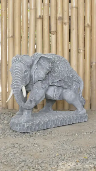 Product image 6 of the product “Indra - Small Elephant bending to the left, 46.5cm L | cast stone ”